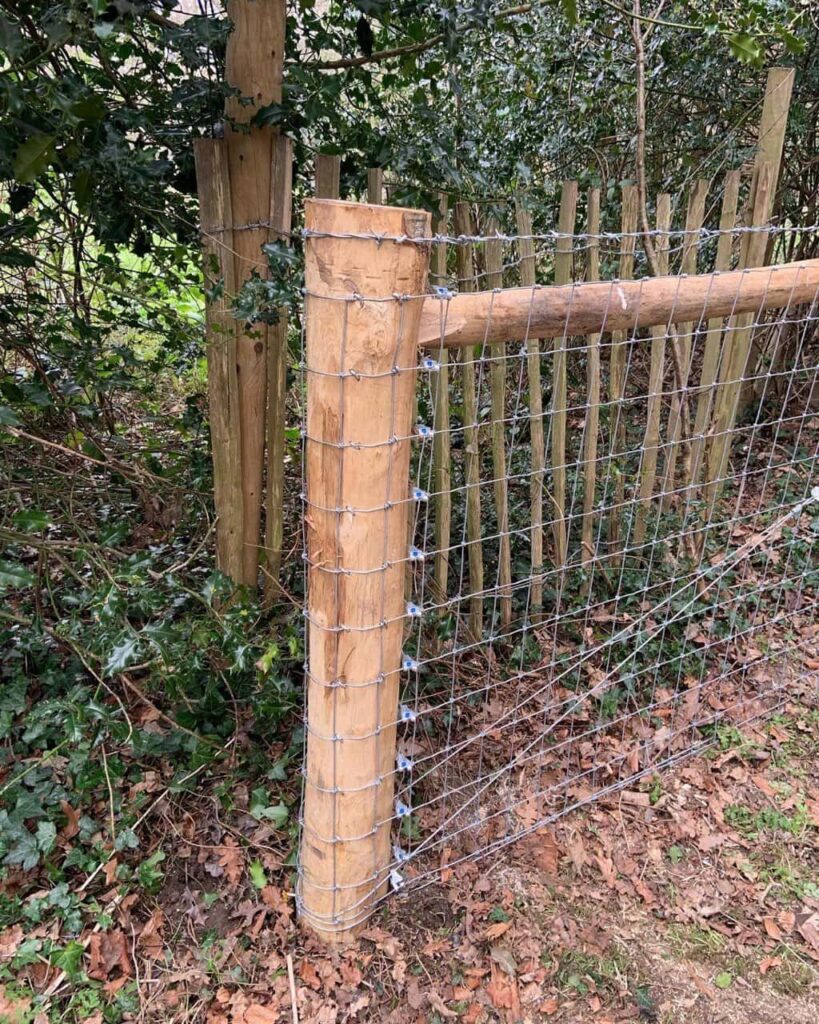 This is a photo of stock fencing installed by Fast Fix Fencing Swanley